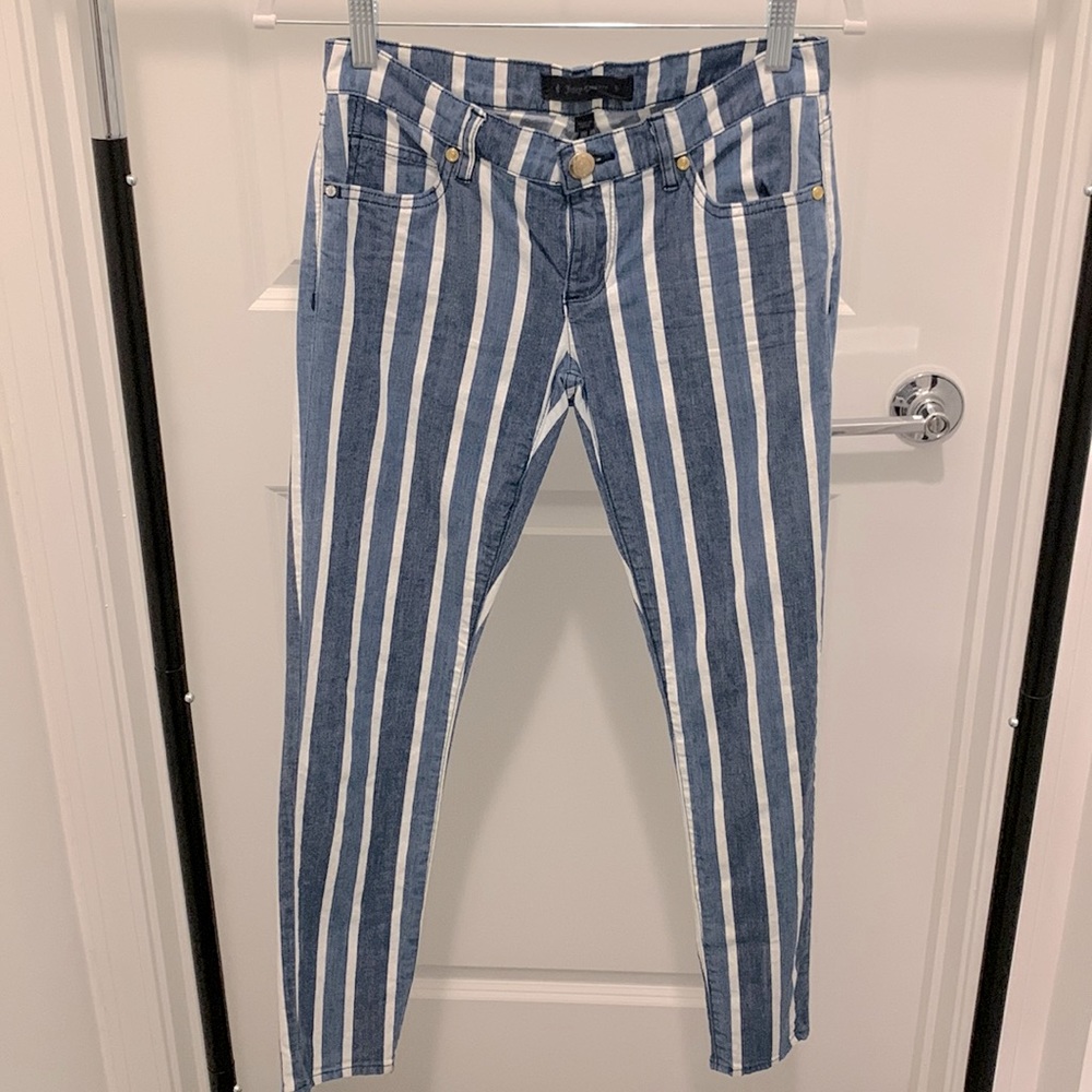 LIKE NEW - Juicy Couture Jeans (Skinny Crop)